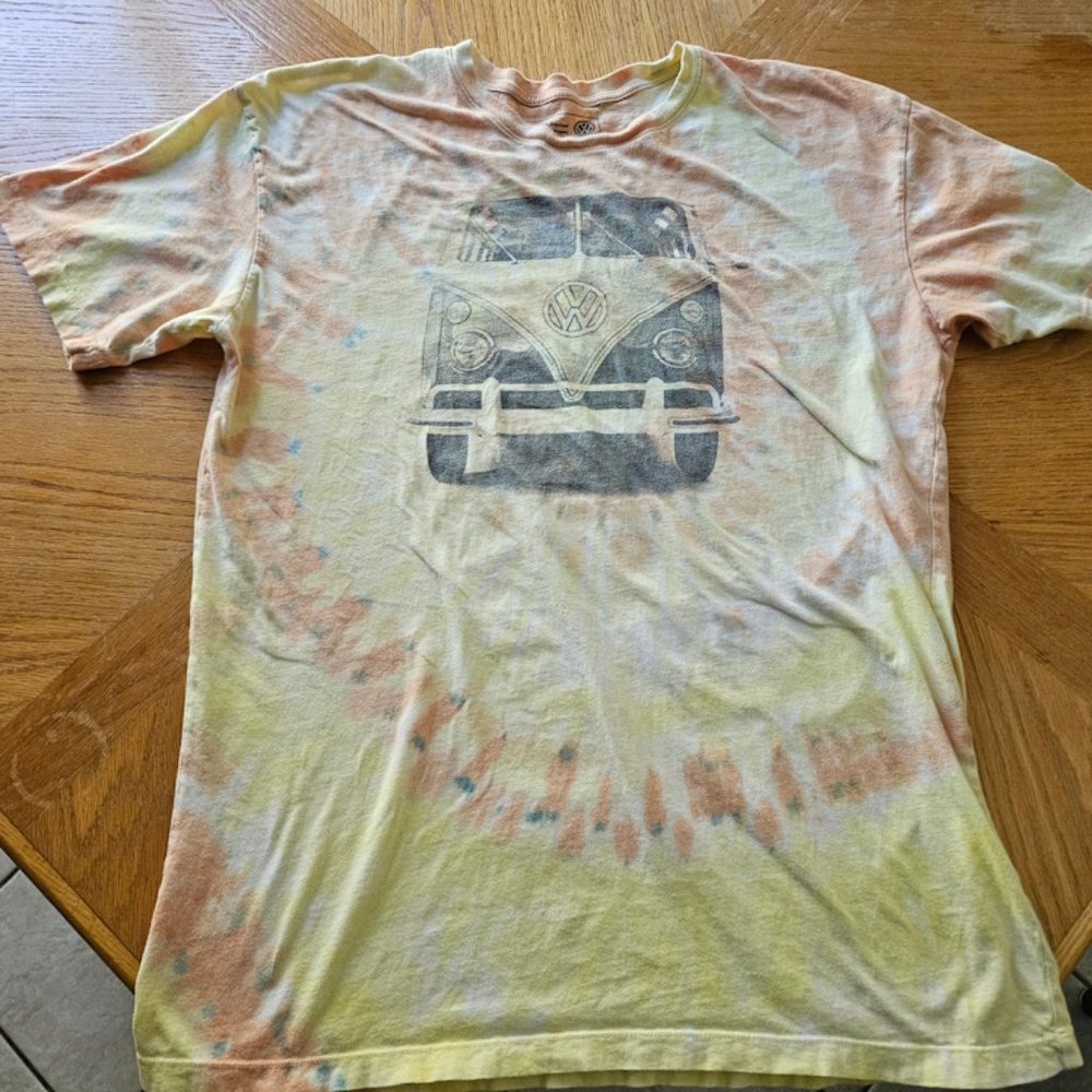 Volkswagen Bus Tie-Dye T-Shirt - Volkswagen 2XL